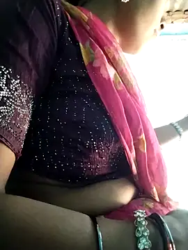 Hot-qwer's cam snapshot