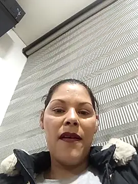 zoe_marcus's cam snapshot