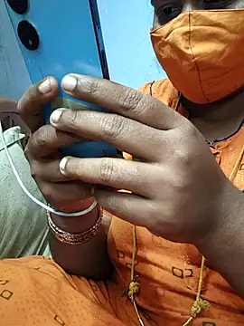 TAMIL_ELAKKIYA live sex cam