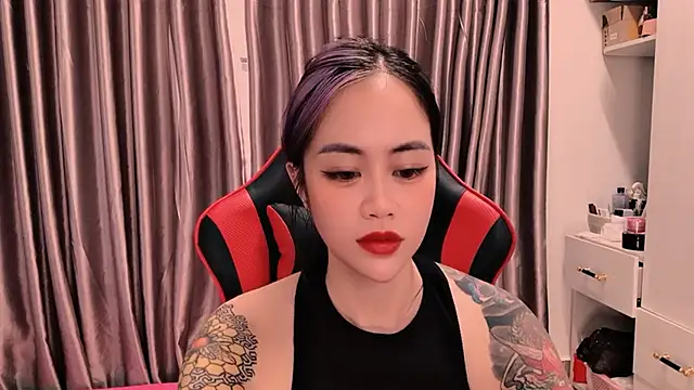 Lookme8's cam snapshot