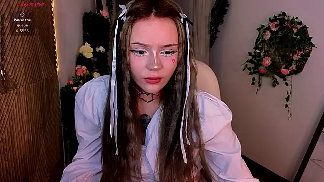 kitten_murray_'s cam snapshot