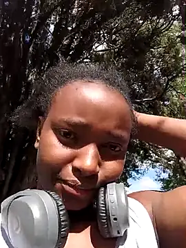 HotCaramela's cam snapshot