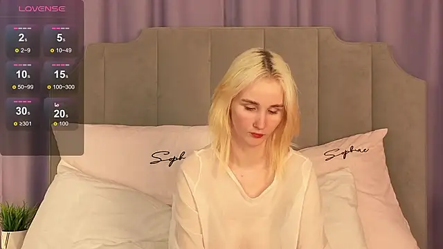 CrystalLili's cam snapshot