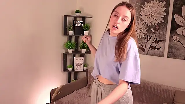 NenaWord's cam snapshot