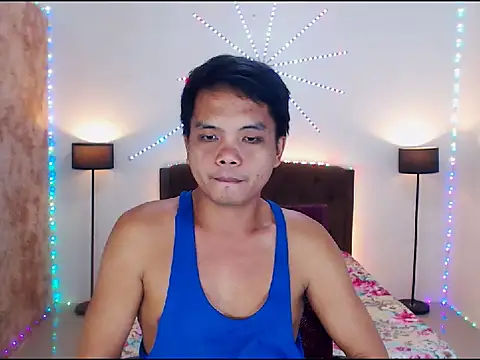 XExtraServiceManX's cam snapshot