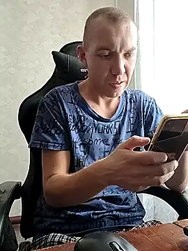 _uncle_Mitya-43_'s cam snapshot