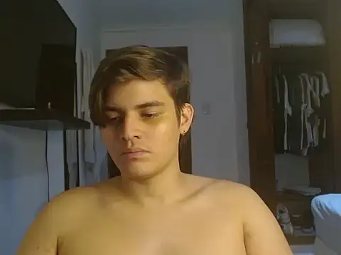 BadBunny_69's cam snapshot