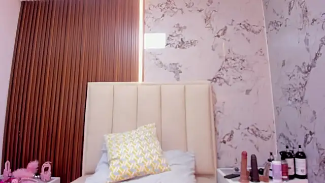 MADISON_ROWAN1's cam snapshot