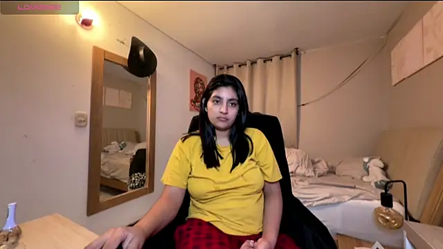 cloe_small's cam snapshot