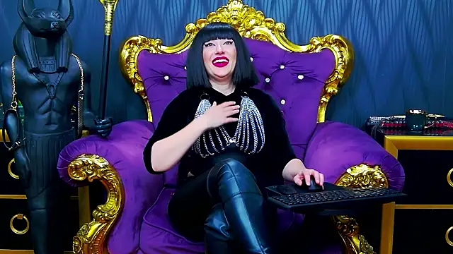 LaraMaeve's cam snapshot