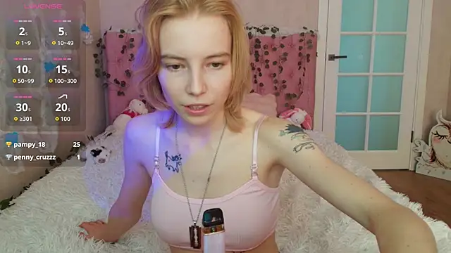 Pink_Lila18's cam snapshot