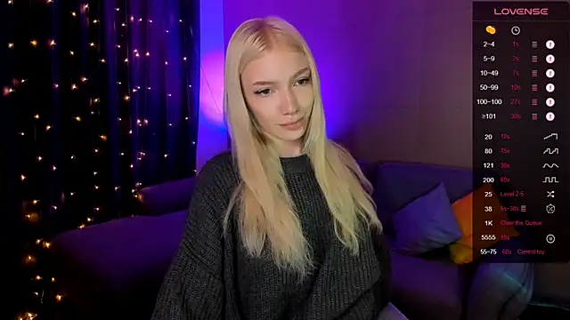 AnyaTaylor_'s cam snapshot