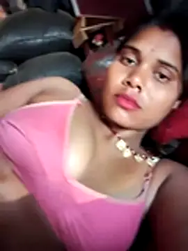 Katrina_kaif143's cam snapshot