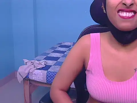 Its-anjali's cam snapshot