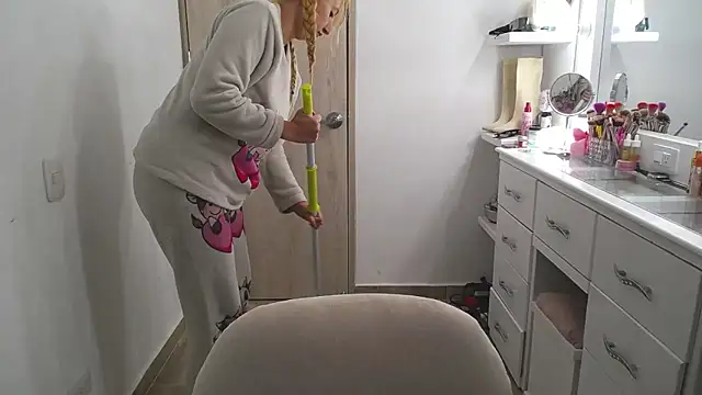 Barbie_girl_69's cam snapshot