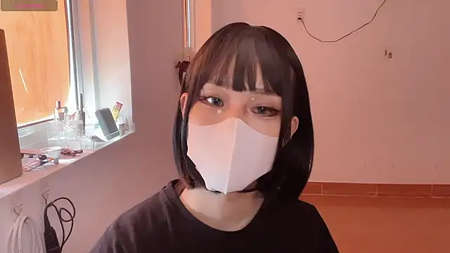 Tieu-May's cam snapshot