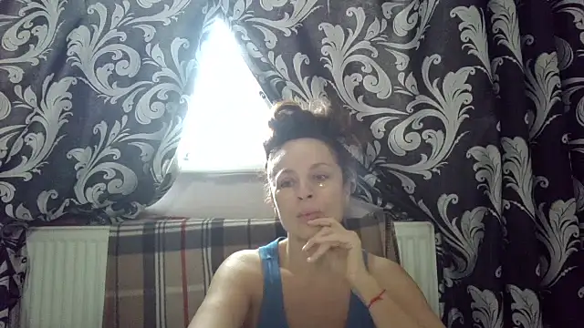 LindaStarS's cam snapshot