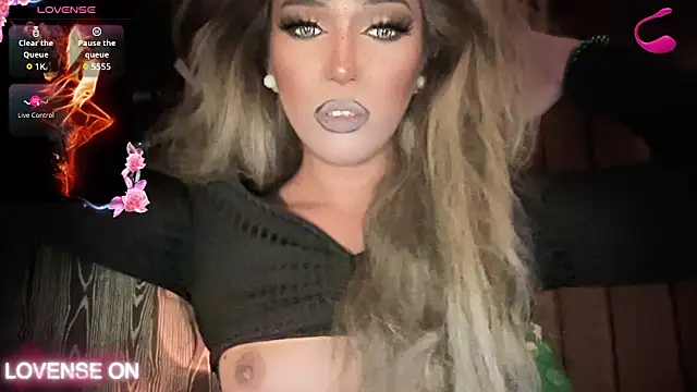 Lo_la_69 live sex cam