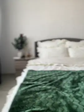 tina1your1's cam snapshot