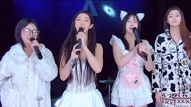 LC_888's cam snapshot