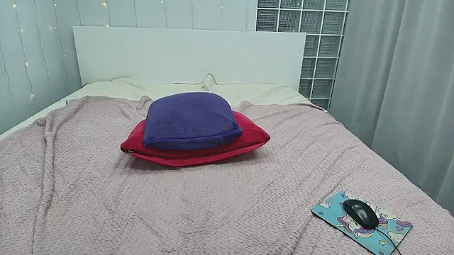 Brightly_Heizer's cam snapshot