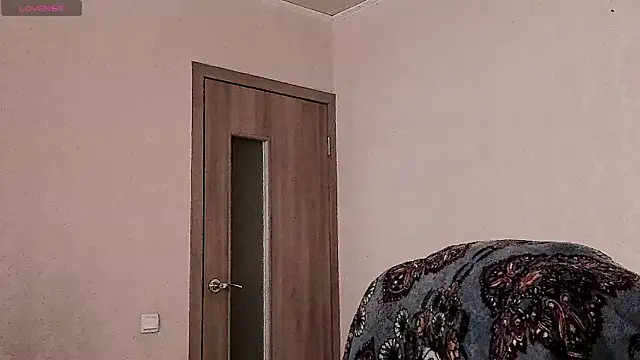 SexxyDreams1's cam snapshot