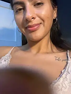 chicachocolate01's cam snapshot