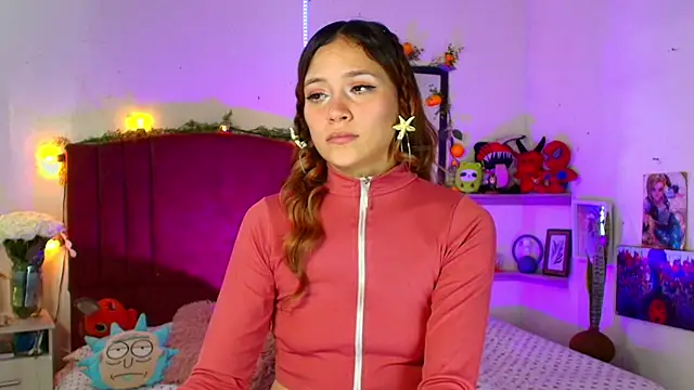 alisson_zafiro_'s cam snapshot