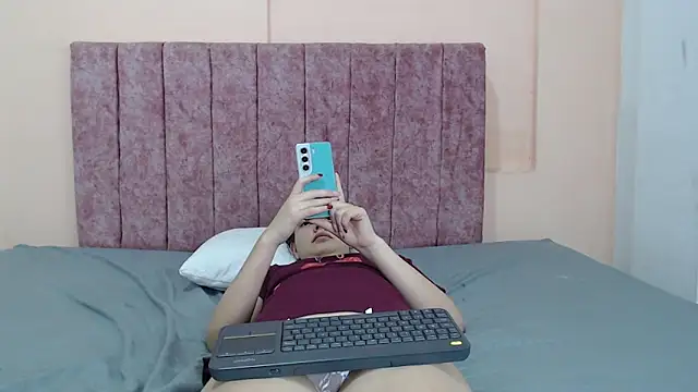 aiiram_hard_sex's cam snapshot