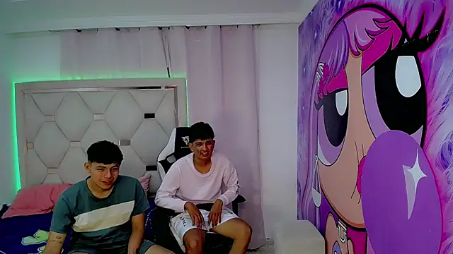 Maxwell_boys live sex cam