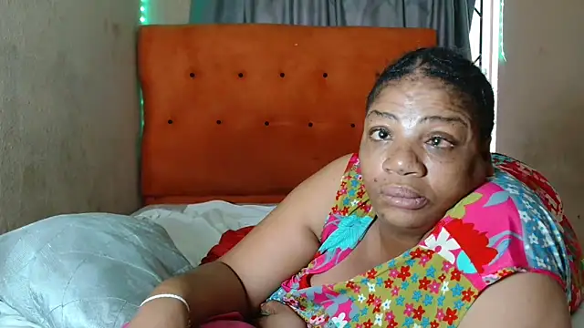 tinagiant live sex cam