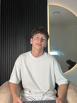 ARON_LUXX live sex cam