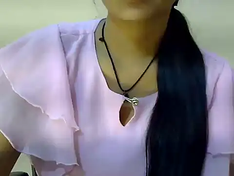 Cute_Aayera's cam snapshot