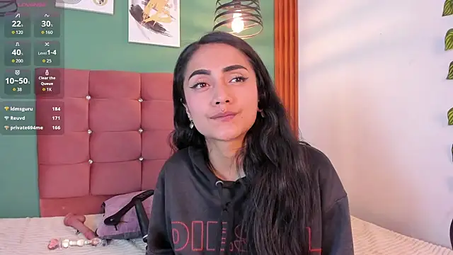 raven_smith_'s cam snapshot