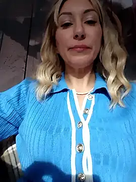 _AliceWine_'s cam snapshot