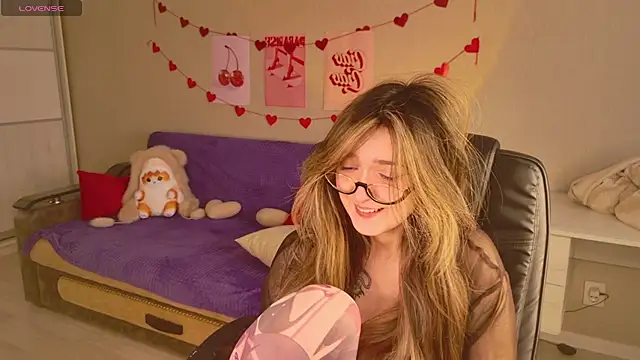 BellaSink's cam snapshot