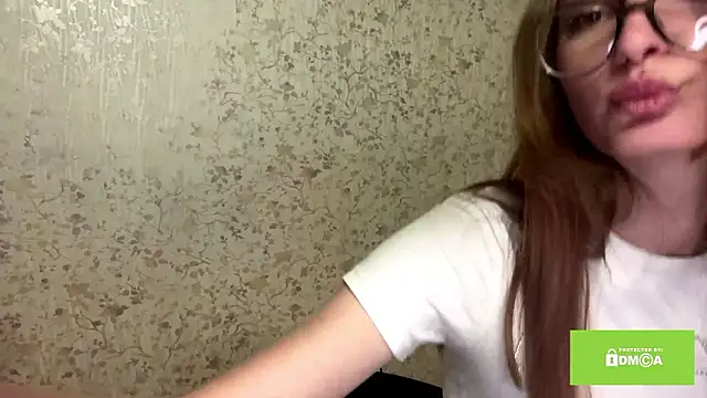 VirgieVoter live sex cam