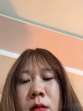 Liness101 live sex cam