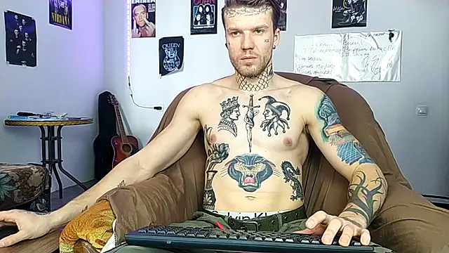 Huntall77's cam snapshot