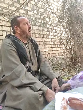 yasirelmasry22223 live sex cam