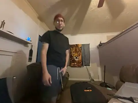 ThrowedWorldWide's cam snapshot