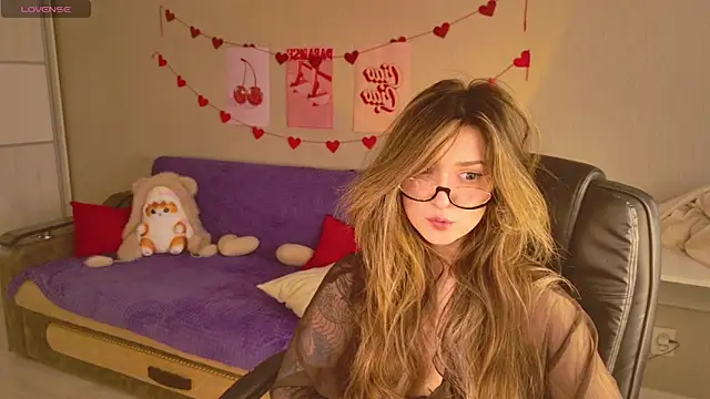 BellaSink's cam snapshot