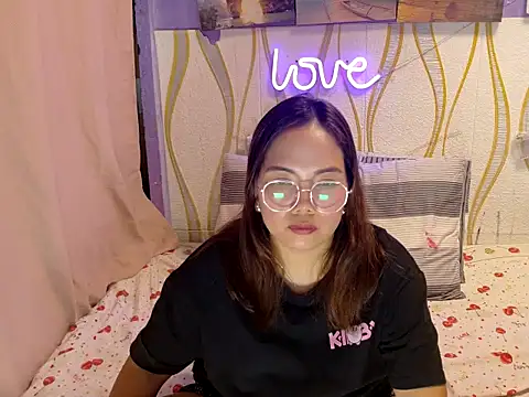 BURBERRY69's cam snapshot