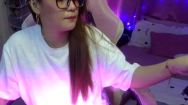 AngelHennesy's cam snapshot