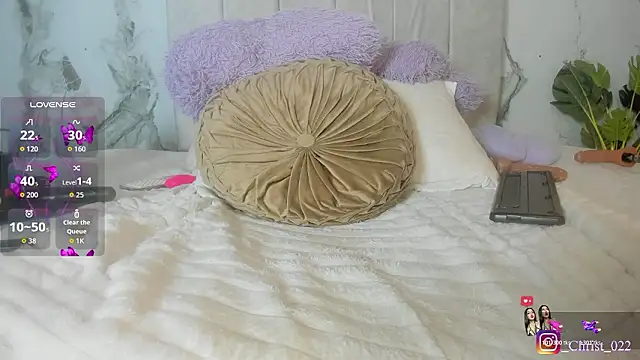 christal_cutee live sex cam