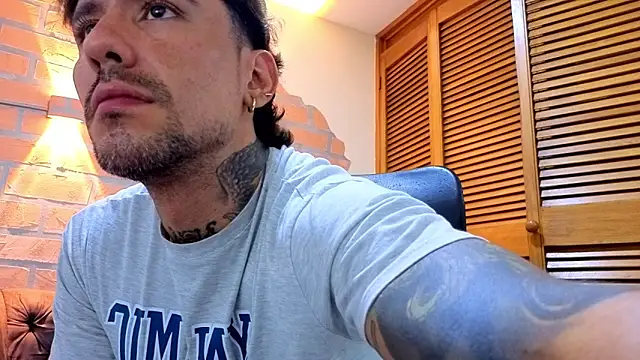 mister_eithan live sex cam