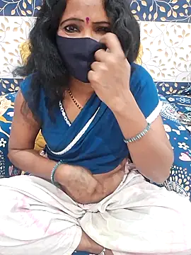 Hotty_pooja_07's cam snapshot