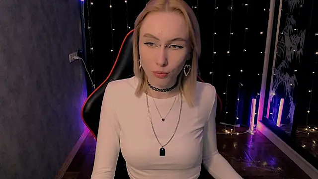 crybambi's cam snapshot