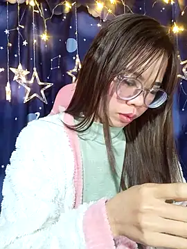 __Mai-love19__ live sex cam