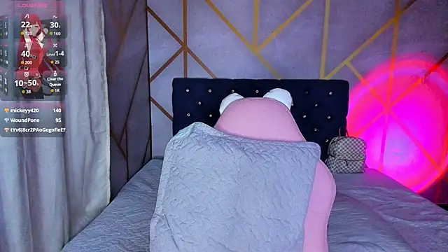 _vaiolet_owo's cam snapshot